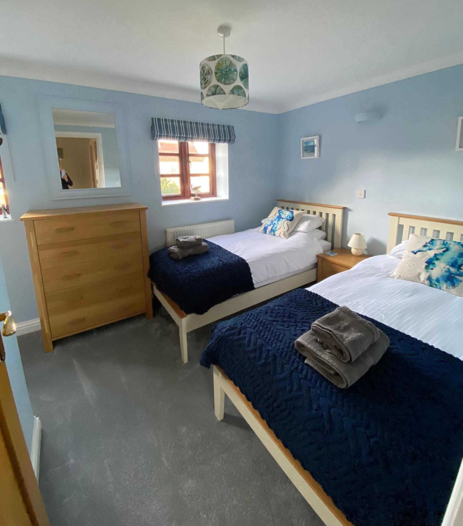 Lapwing Cottage Docking Exterior photo